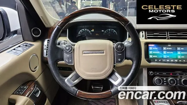 LAND ROVER Range Rover 44.4 SDV8 AB 2017 — photo 13 sur 26