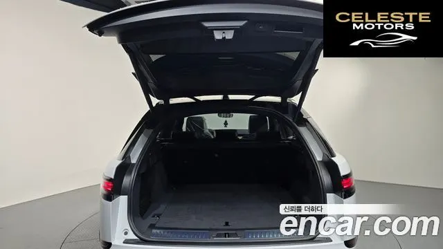 LAND ROVER Range Rover Velar 3.0 P400 Dynamic HSE 2025 — photo 19 sur 20