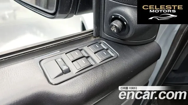 LAND ROVER Range Rover Sport V8 4.4 HSE 2007 — photo 14 sur 20
