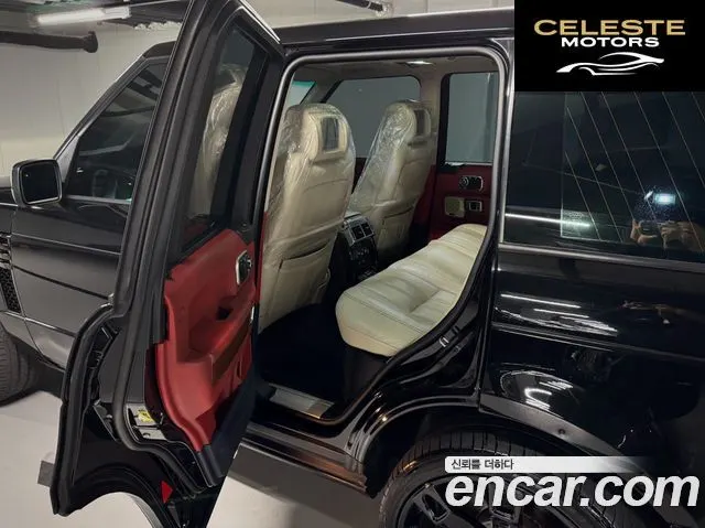 LAND ROVER Range Rover 4.4 TDV8 Vogue 2011 — photo 15 sur 26
