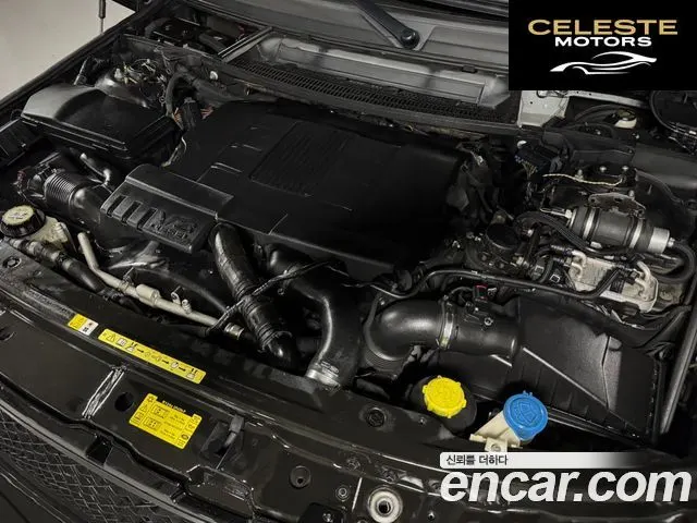 LAND ROVER Range Rover 4.4 TDV8 Vogue 2011 — photo 6 sur 26