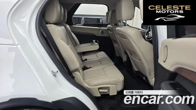 LAND ROVER Discovery 5 3.0 SD6 HSE 2019 — photo 12 sur 26