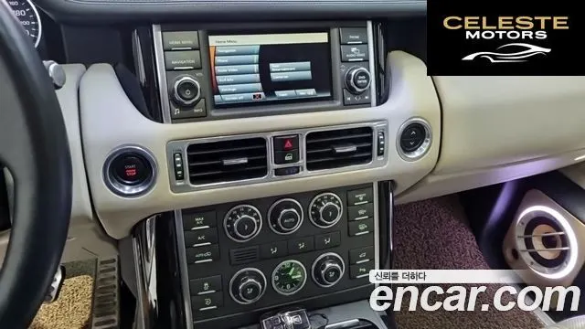 LAND ROVER Range Rover 4.4 TDV8 Vogue 2011 — photo 13 sur 26