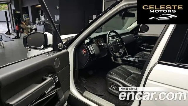LAND ROVER Range Rover 45.0 SC Vogue SE 2014 — photo 11 sur 20
