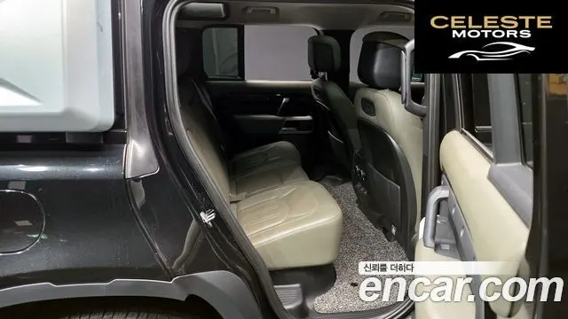 LAND ROVER Defender (L663) 110 D300 HSE 2022 — photo 12 sur 20