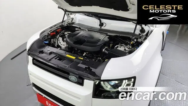 LAND ROVER Defender (L663) 110 D300 HSE 2022 — photo 6 sur 20