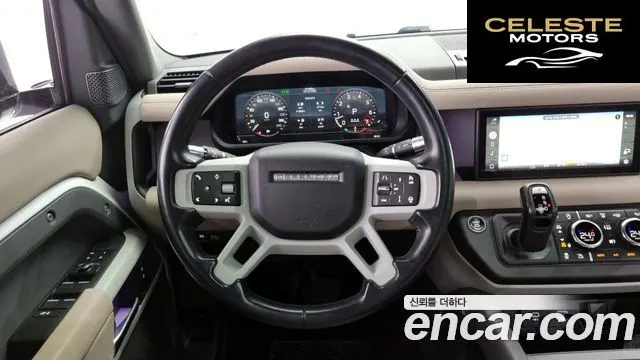 LAND ROVER Defender (L663) 110 P300 X-Dynamic SE 2022 — photo 13 sur 20