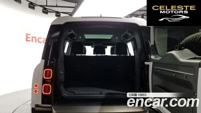 LAND ROVER Defender (L663) 110 P300 X-Dynamic SE 2022 — photo 20 sur 20