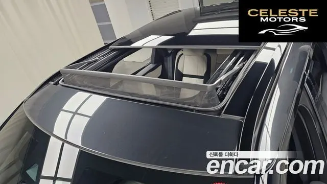 LAND ROVER Range Rover Velar 2.0 P250 R-Dynamic SE 2023 — photo 19 sur 20
