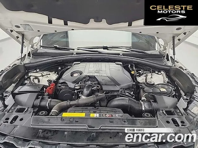 LAND ROVER Range Rover Velar 3.0 D300 R-Dynamic HSE 2018 — photo 5 sur 24