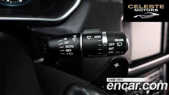 LAND ROVER Range Rover Sport 23.0 SDV6 HSE Dynamic 2016 — photo 17 sur 20