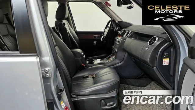 LAND ROVER Discovery 4 3.0 SDV6 SE 2012 — photo 11 sur 20