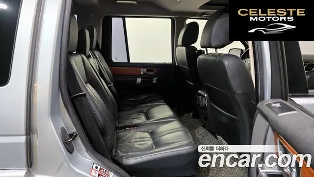 LAND ROVER Discovery 4 3.0 SDV6 SE 2012 — photo 12 sur 20