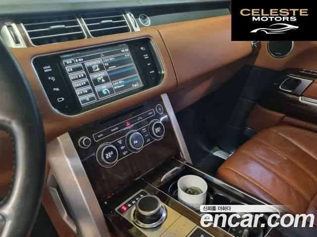 LAND ROVER Range Rover 44.4 SDV8 AB 2015 — photo 10 sur 16