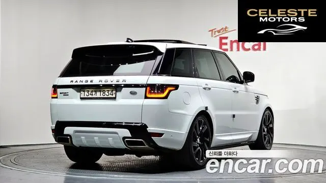 LAND ROVER Range Rover Sport 23.0 SDV6 HSE Dynamic 2018 — photo 2 sur 26