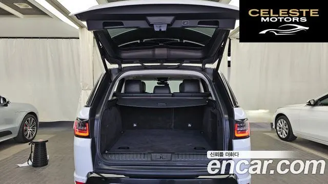LAND ROVER Range Rover Sport 23.0 SDV6 HSE Dynamic 2018 — photo 20 sur 26