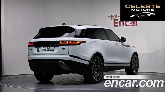 LAND ROVER Range Rover Velar 2.0 D240 R-Dynamic SE 2018 — photo 2 sur 20