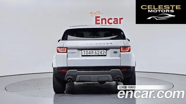 LAND ROVER Range Rover Evoque 2.0 TD4 SE 2016 — photo 4 sur 20