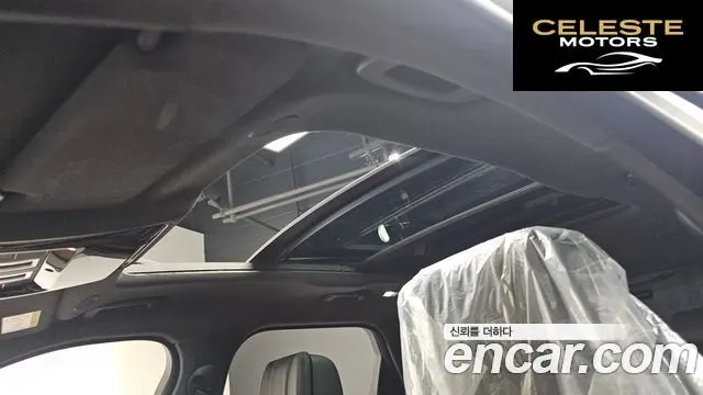 LAND ROVER Range Rover Velar 3.0 P400 Dynamic HSE 2025 — photo 18 sur 20