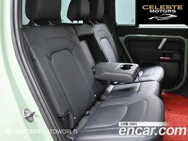 LAND ROVER Defender (L663) 110 D300 75th Edition 2023 — photo 12 sur 26