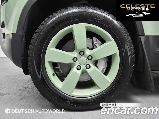 LAND ROVER Defender (L663) 110 D300 75th Edition 2023 — photo 5 sur 26