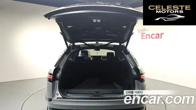 LAND ROVER Range Rover Velar 3.0 P400 Dynamic HSE 2025 — photo 19 sur 20