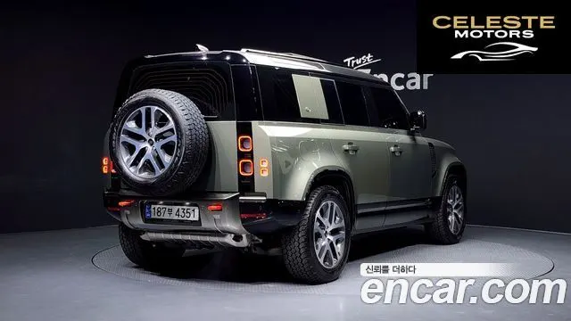 LAND ROVER Defender (L663) 110 P400 X 2024 — photo 2 sur 20
