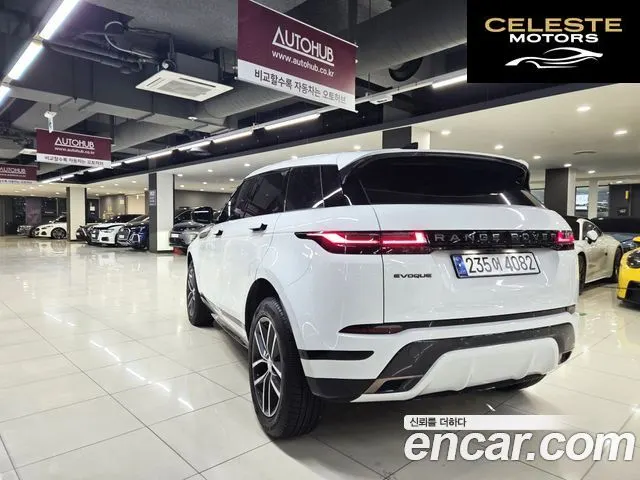 LAND ROVER Range Rover Evoque 2P250 Dynamic SE 2025 — photo 4 sur 26