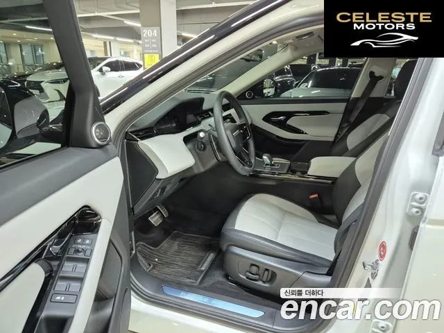LAND ROVER Range Rover Evoque 2P250 Dynamic SE 2025 — photo 8 sur 26