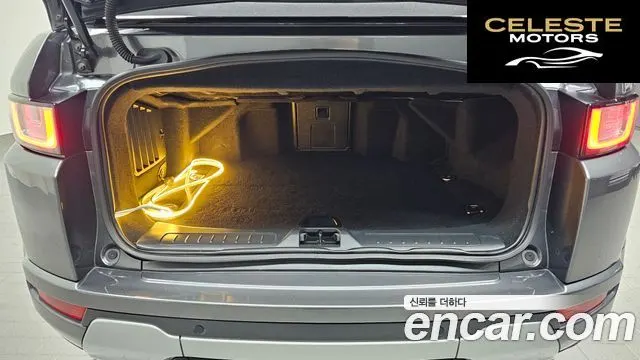 LAND ROVER Range Rover Evoque 2.0 TD4 SE Dynamic Cabriolet 2017 — photo 20 sur 20