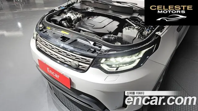 LAND ROVER Discovery 5 3.0 SD6 SE 2019 — photo 6 sur 26
