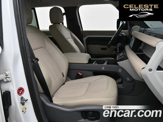LAND ROVER Defender (L663) 110 D240 SE 2020 — photo 10 sur 26