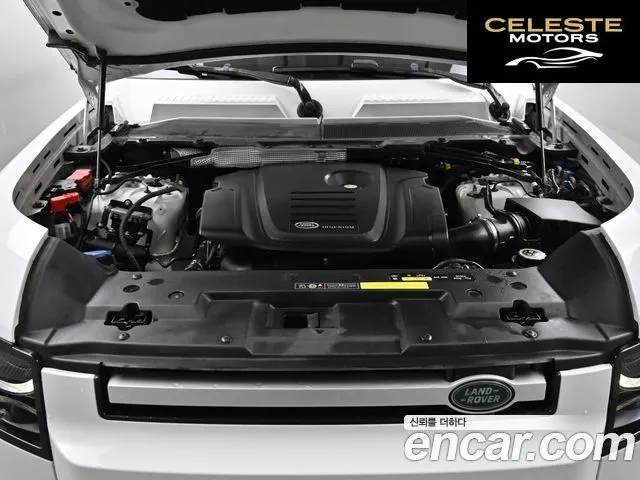 LAND ROVER Defender (L663) 110 D240 SE 2020 — photo 6 sur 26