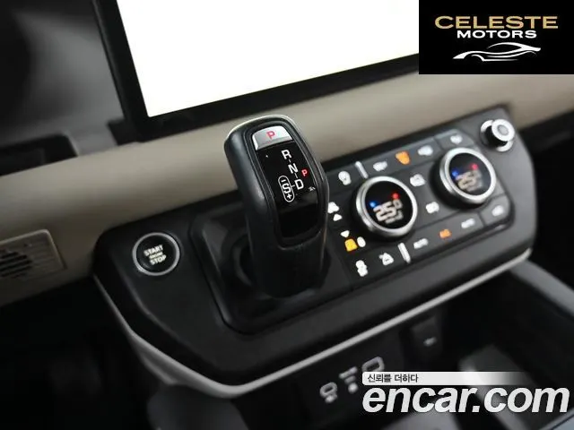 LAND ROVER Defender (L663) 110 D240 SE 2020 — photo 9 sur 26