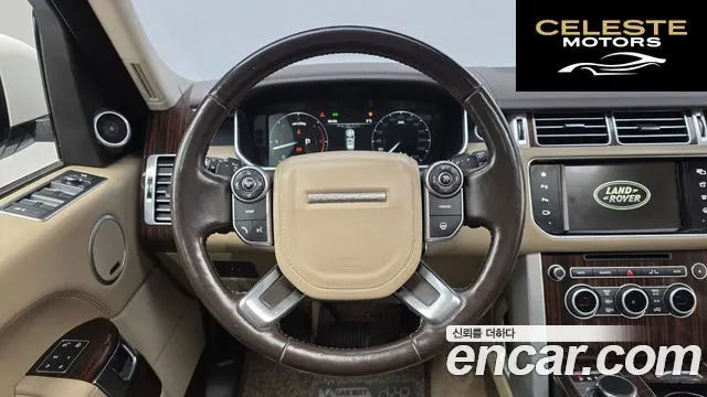 LAND ROVER Range Rover 44.4 SDV8 Vogue SE 2016 — photo 13 sur 20