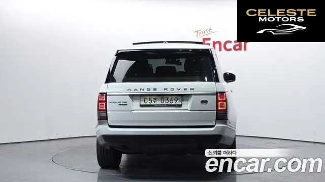 LAND ROVER Range Rover 44.4 SDV8 Vogue SE 2016 — photo 4 sur 20