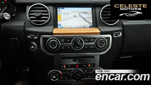 LAND ROVER Discovery 4 3.0 SDV6 SE 2016 — photo 16 sur 20