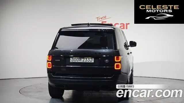 LAND ROVER Range Rover 44.4 SDV8 AB 2020 — photo 3 sur 26
