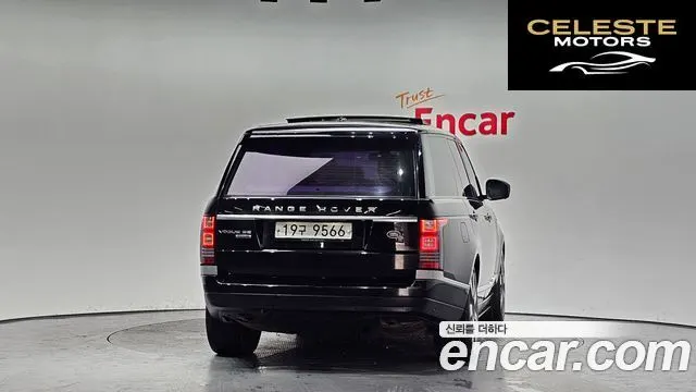 LAND ROVER Range Rover 44.4 SDV8 Vogue SE 2014 — photo 4 sur 20
