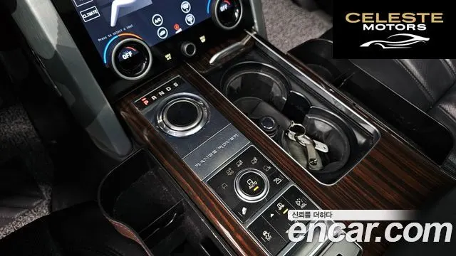 LAND ROVER Range Rover 44.4 SDV8 AB 2015 — photo 9 sur 26