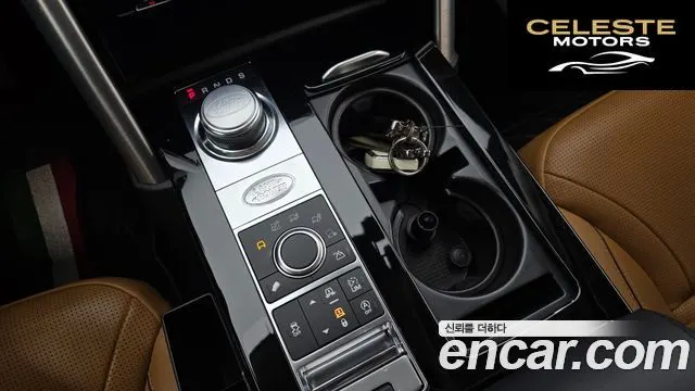 LAND ROVER Discovery 5 3.0 TD6 HSE Luxury 2018 — photo 9 sur 20