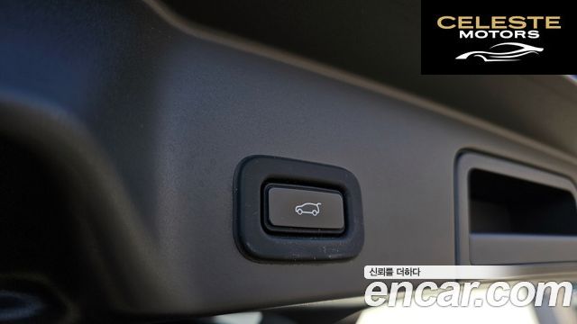 LAND ROVER Range Rover Evoque 2P250 SE 2022 — photo 18 sur 20