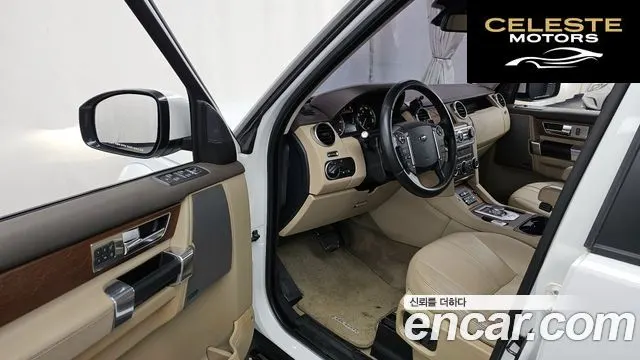 LAND ROVER Discovery 4 3.0 SDV6 SE 2016 — photo 10 sur 20
