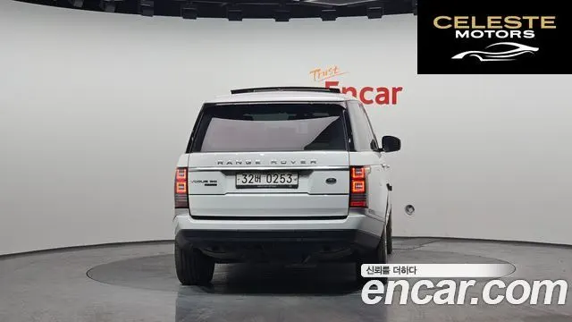 LAND ROVER Range Rover 44.4 SDV8 Vogue SE 2016 — photo 4 sur 20