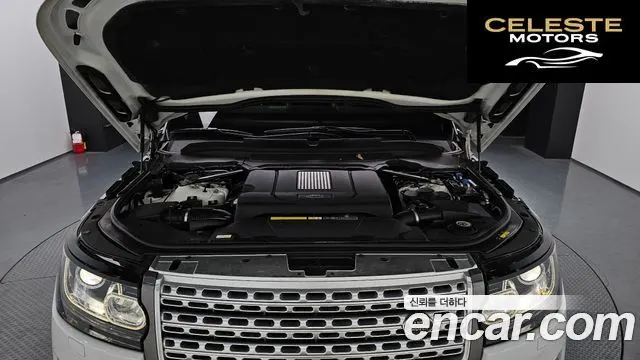 LAND ROVER Range Rover 44.4 SDV8 Vogue SE 2016 — photo 6 sur 20