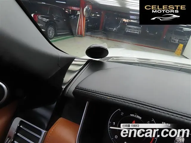 LAND ROVER Range Rover 44.4 SDV8 AB 2014 — photo 11 sur 25