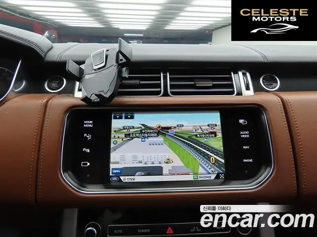 LAND ROVER Range Rover 44.4 SDV8 AB 2014 — photo 13 sur 25