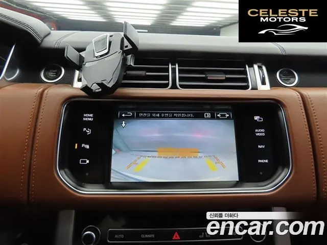 LAND ROVER Range Rover 44.4 SDV8 AB 2014 — photo 14 sur 25