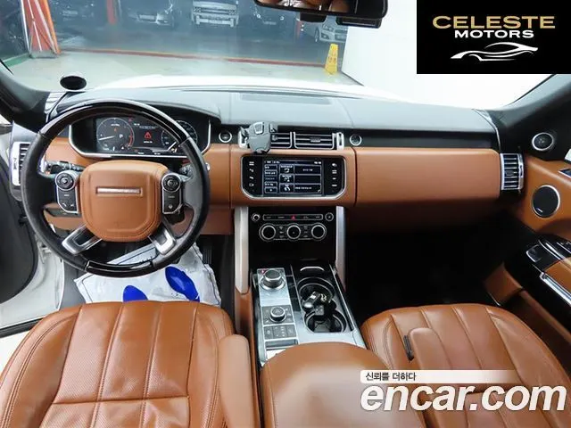 LAND ROVER Range Rover 44.4 SDV8 AB 2014 — photo 23 sur 25