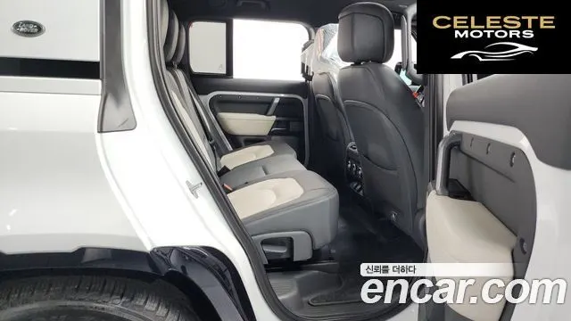 LAND ROVER Defender (L663) 130 D300 X-Dynamic HSE 2023 — photo 12 sur 20